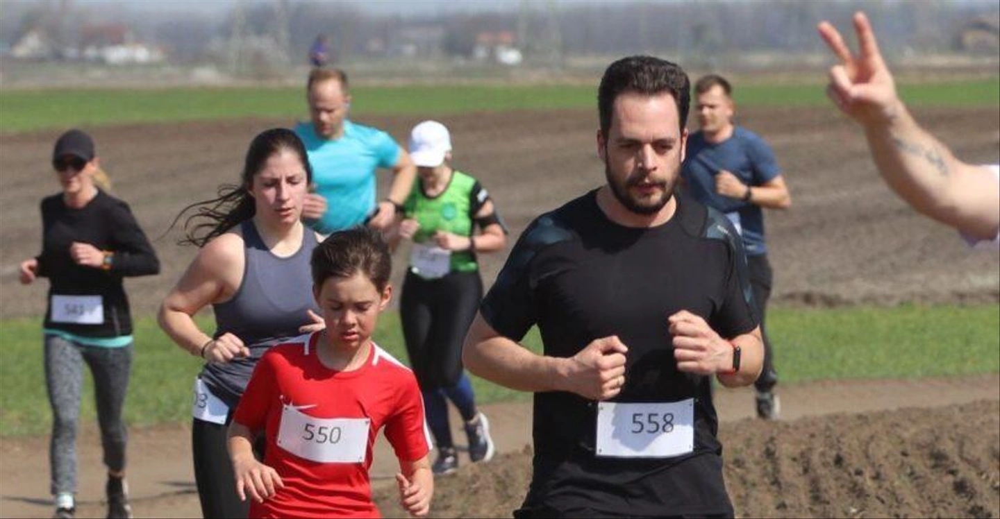 rekdontfutletszentkir33_0-809x420.jpg