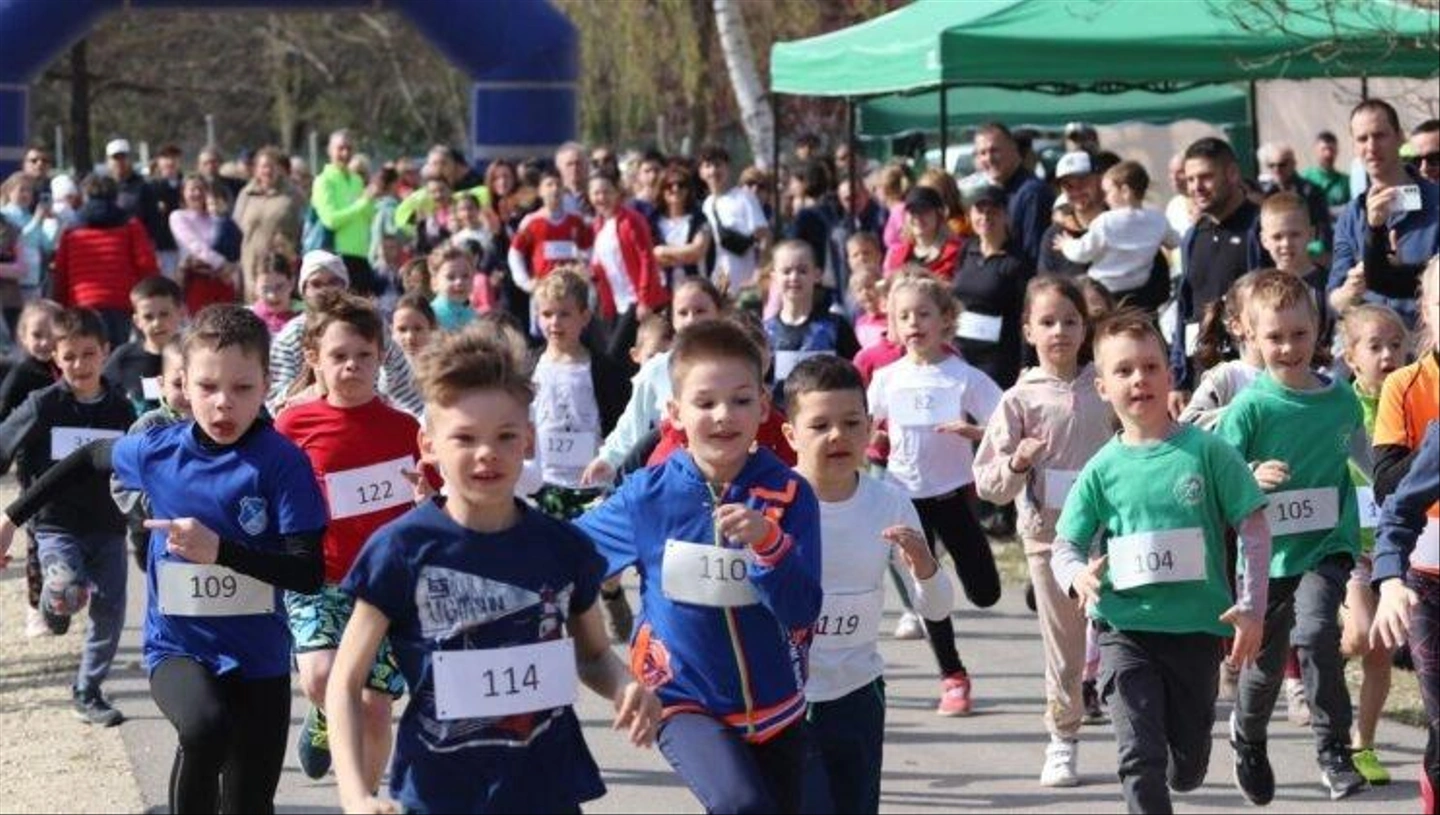 rekdontfutletszentkir8_0-742x420.jpg