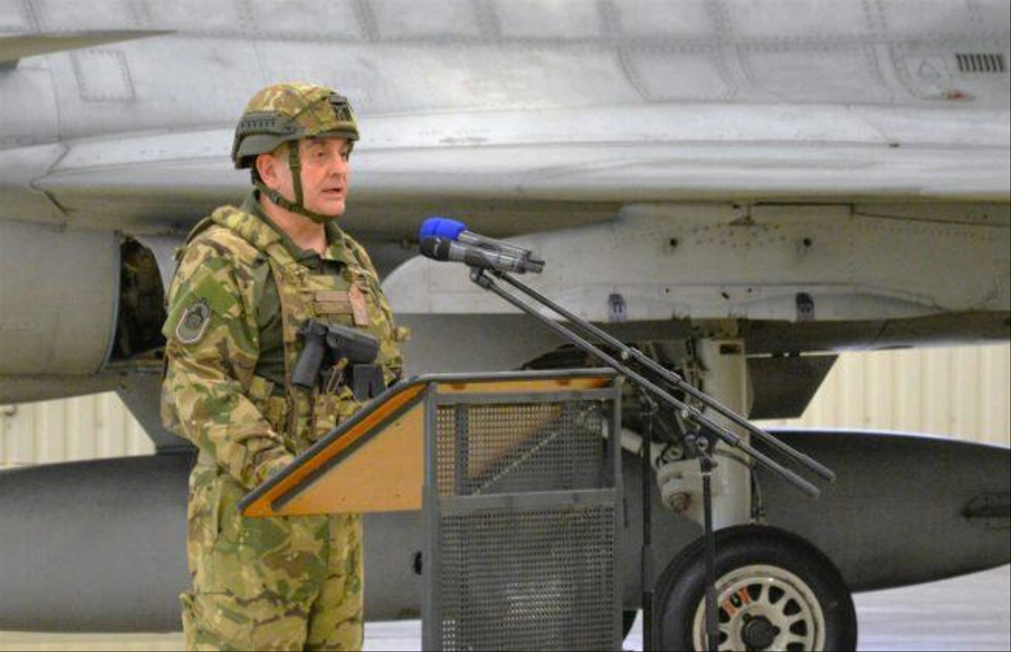 repulobazis-parancsnoki-atadas-atvetel-22-652x420.jpg