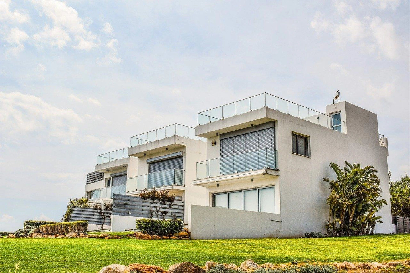 residence-2219972_1280.jpg