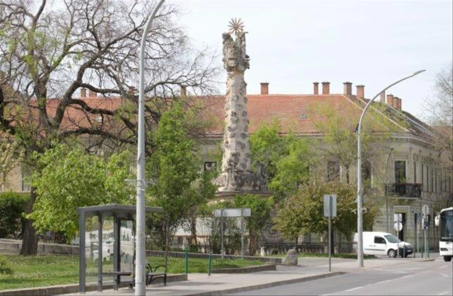 Szentharomsag-szobor-37-643x420.jpg