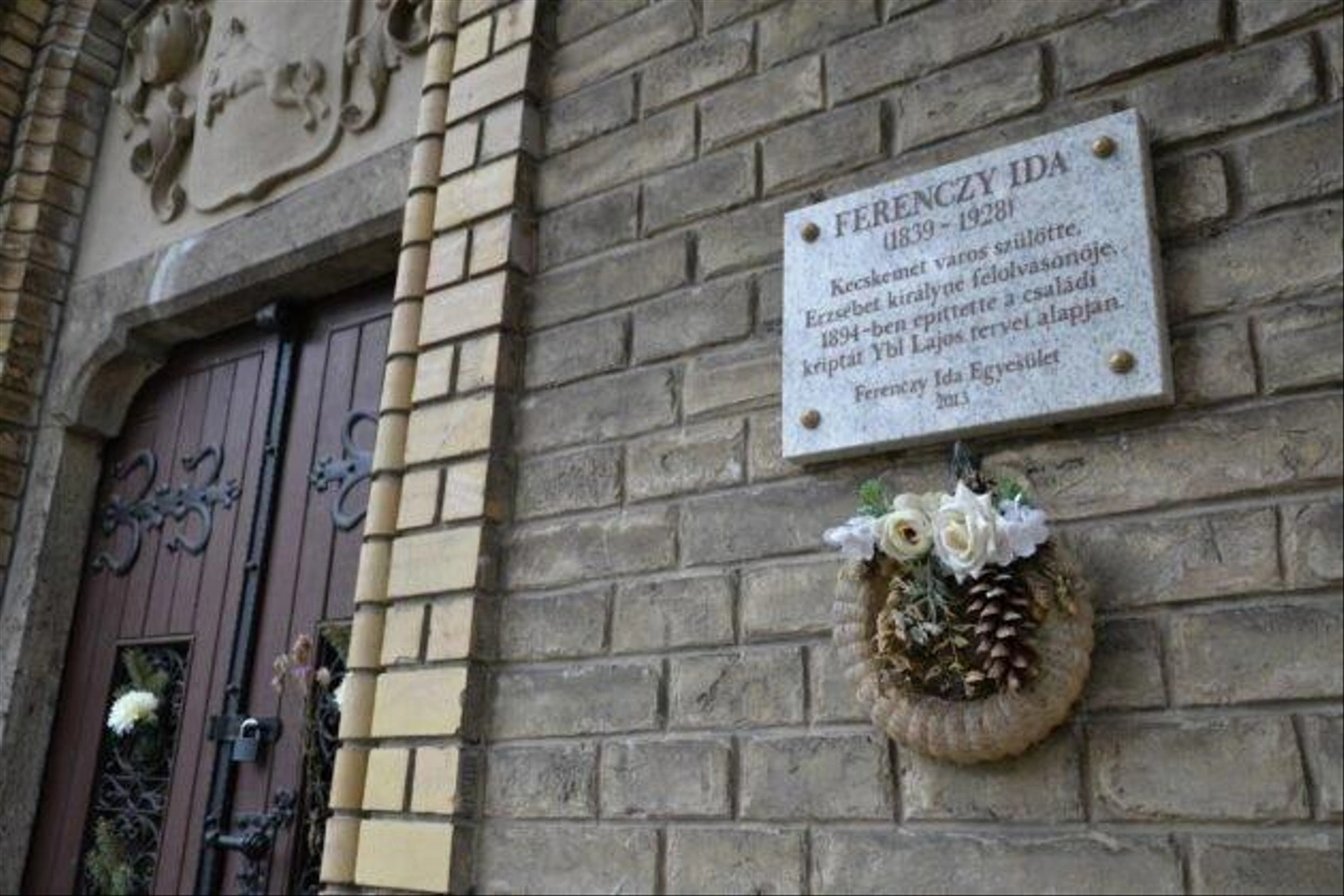 Szentharomsag-temeto-Ferenczy-kapolna-14-630x420.jpg