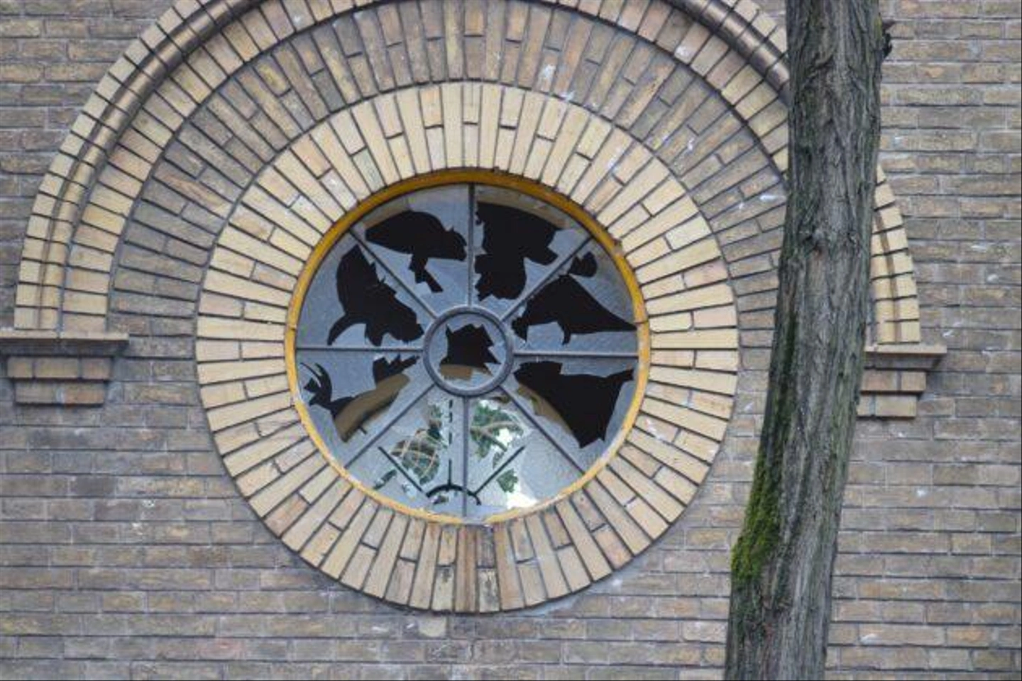 Szentharomsag-temeto-Ferenczy-kapolna-50-630x420.jpg