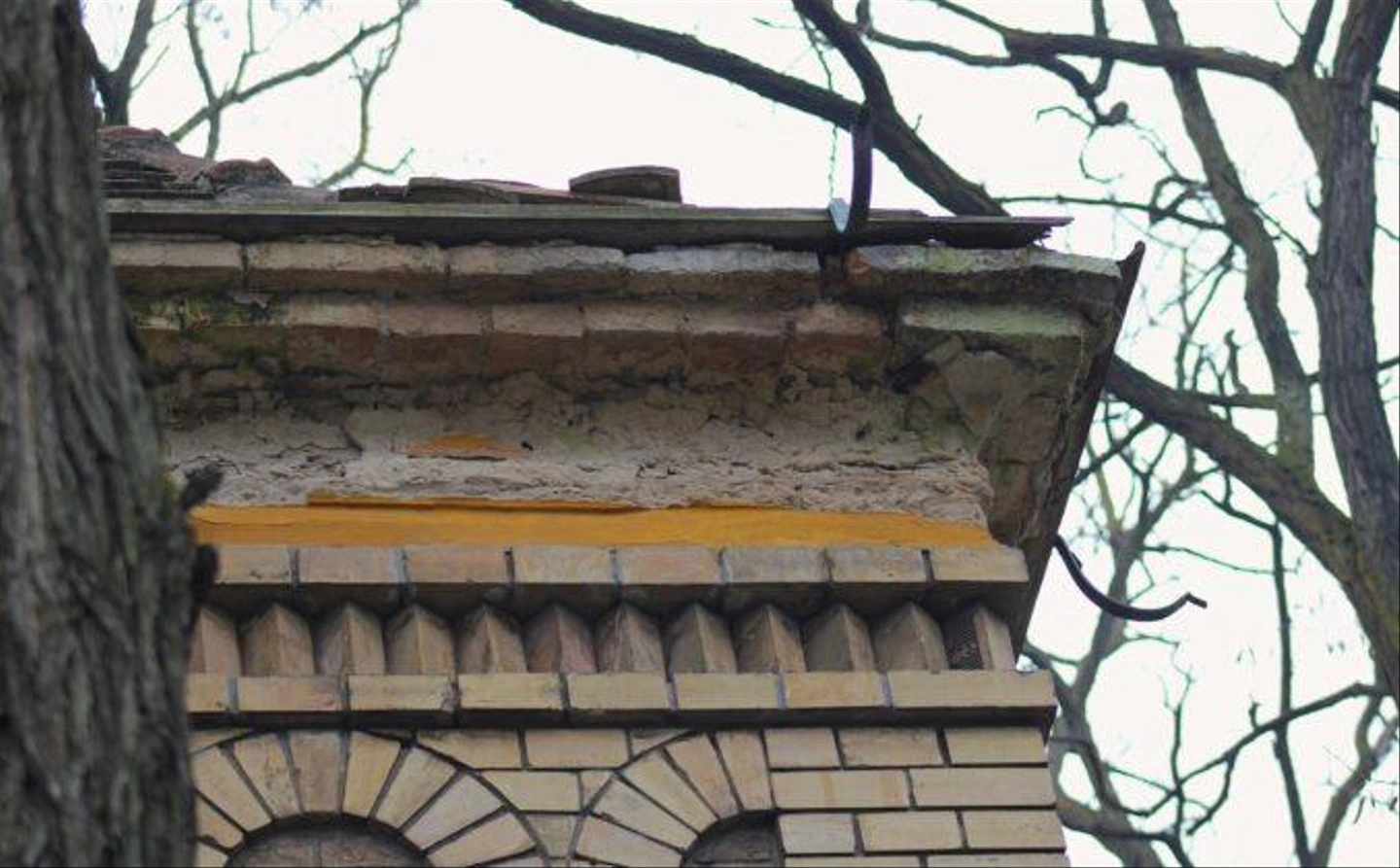 Szentharomsag-temeto-Ferenczy-kapolna-54-677x420.jpg