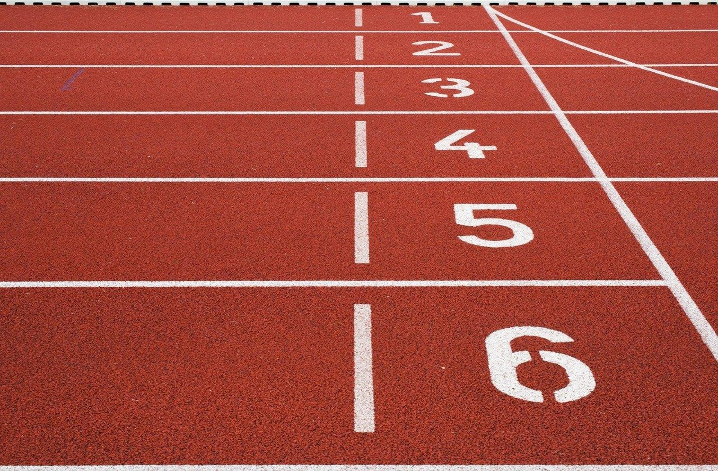 track-and-field-1867053_1280.jpg