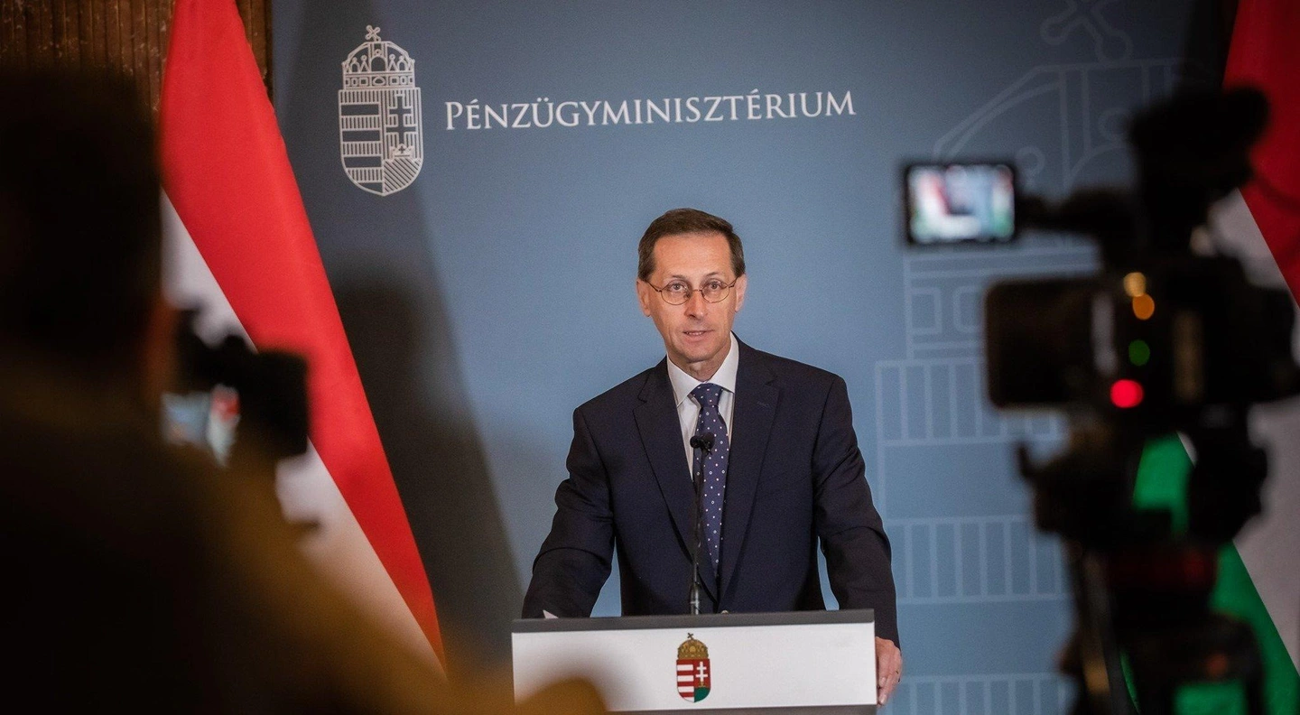 Varga_Mihaly3-1920x1057.jpg