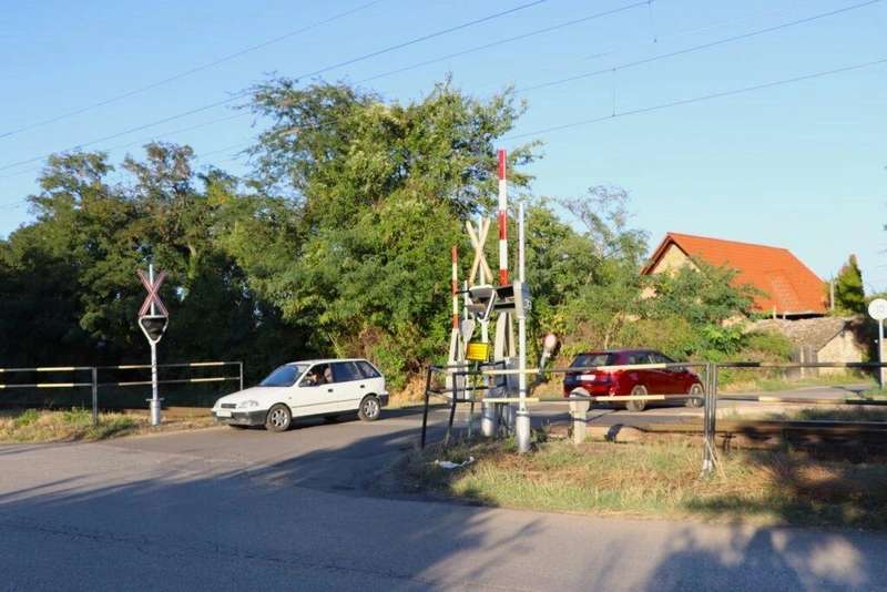 A Vaspálya utcai vasúti átjáró / Fotó: Hraskó István, KecsUP Hírek