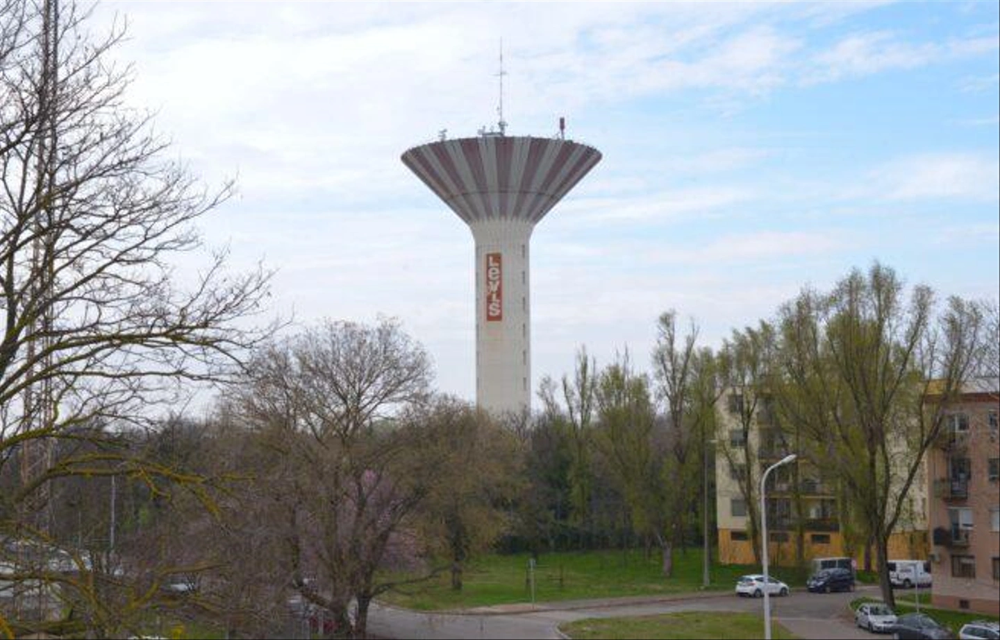 Viztorony-Kukullo-utca-3-655x420.jpg