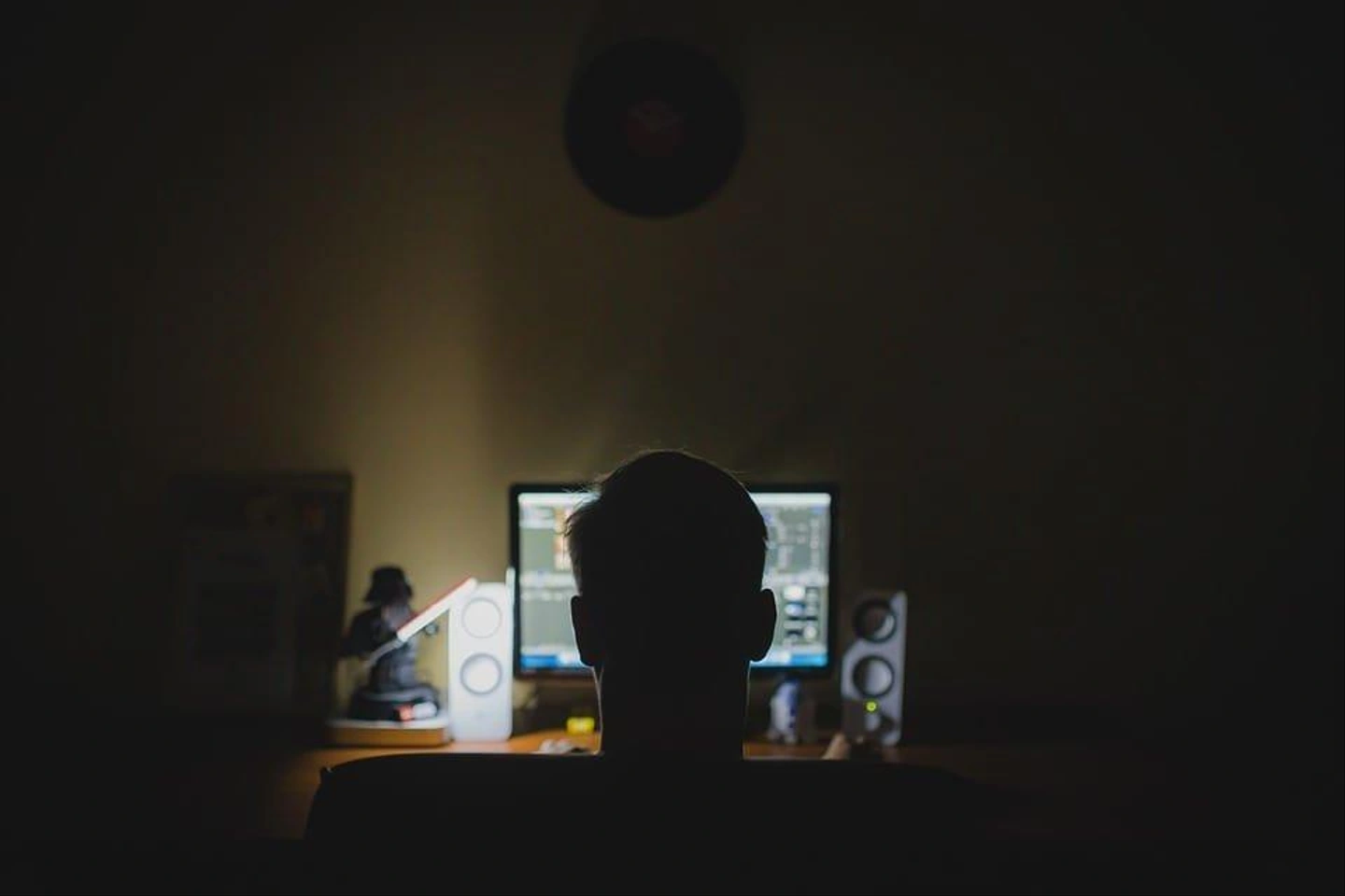 work-933061_960_720.jpg