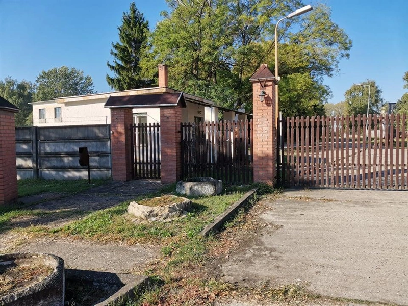 Az ipari park önkormányzati része őrizetlenül áll