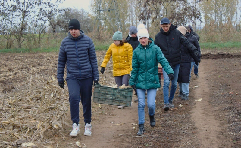 Autista-farm-2024-november-251-scaled-1920x1183.jpg