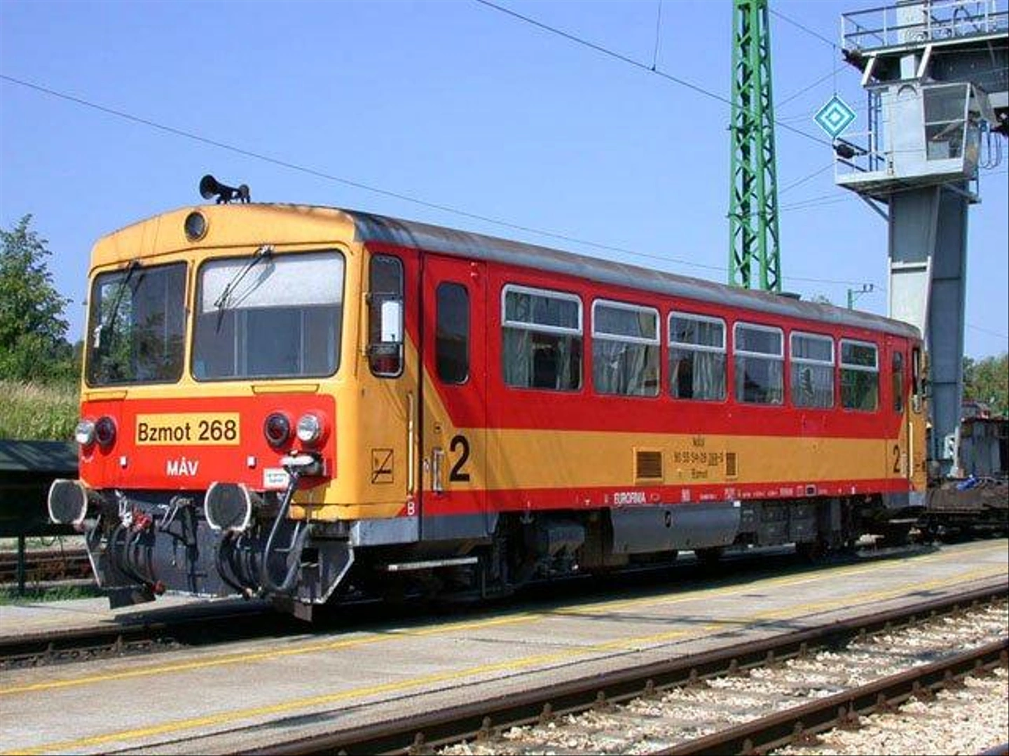 Bzmot-268_sp.jpg