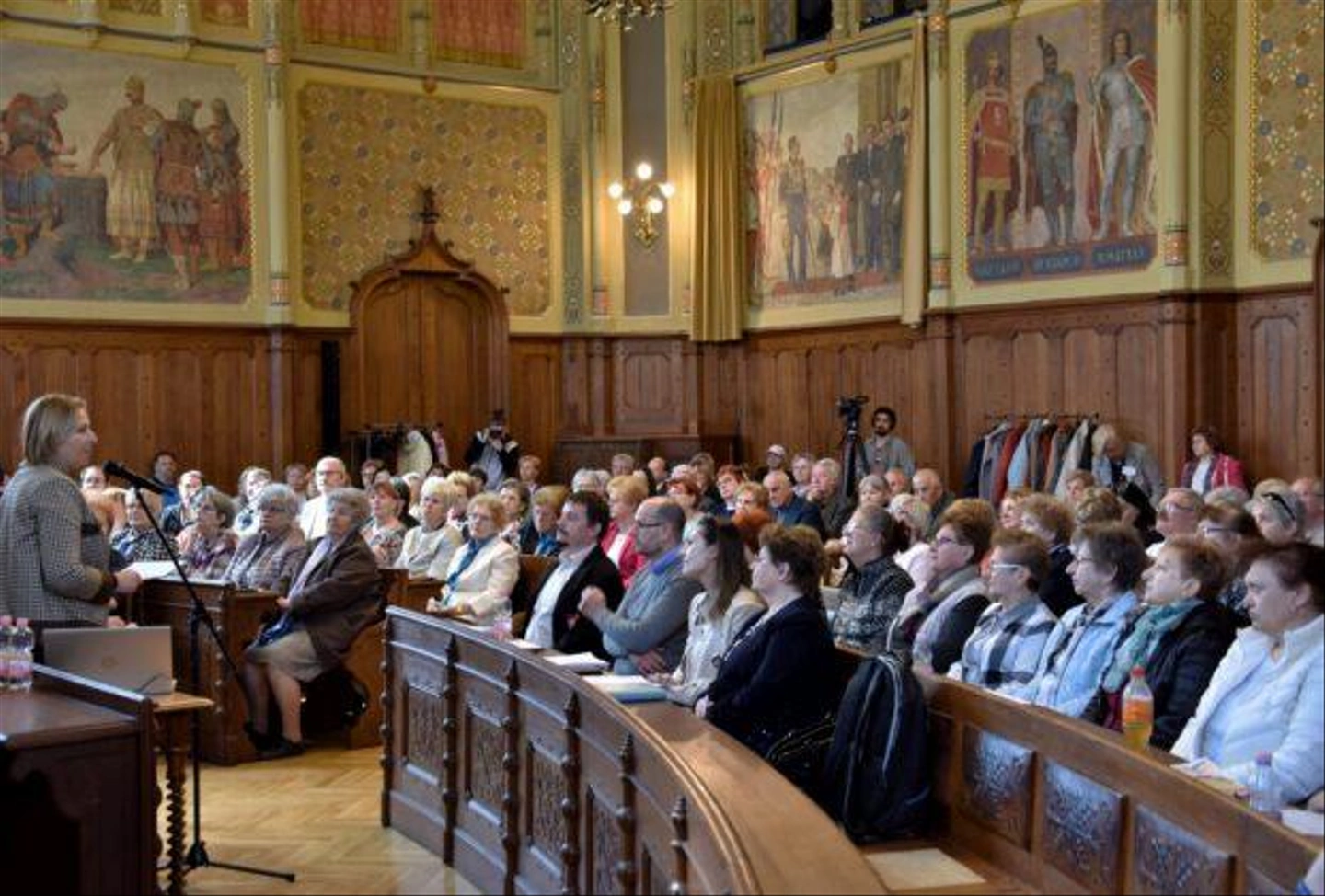 Civil-forum-Kecskemet-3-621x420.jpg