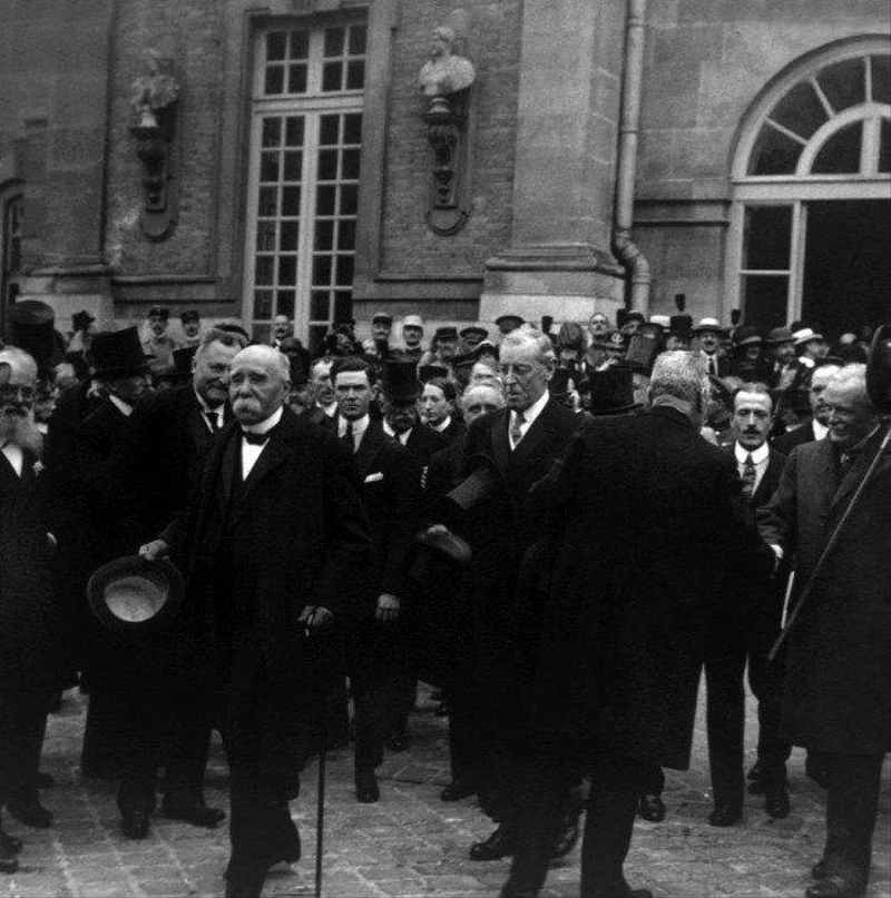 Clemenceau Wilson amerikai elnök társaságában a párizsi békekonferencián / Forrás: PIXELS