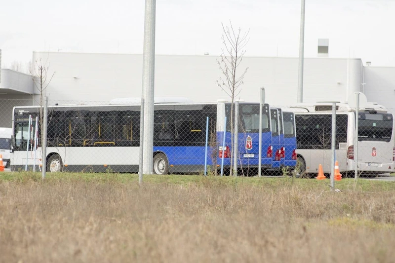 D72_1686.jpg