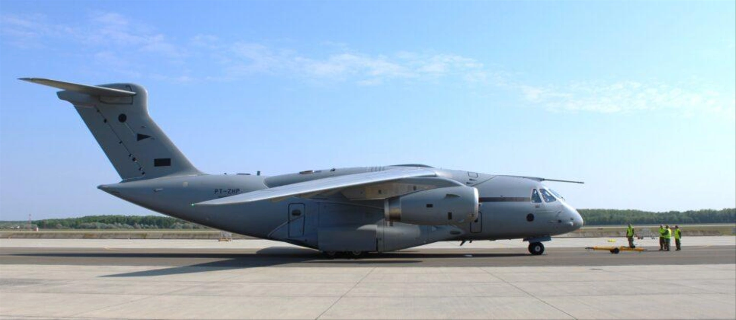 Embraer-KC-390-13-966x420.jpg