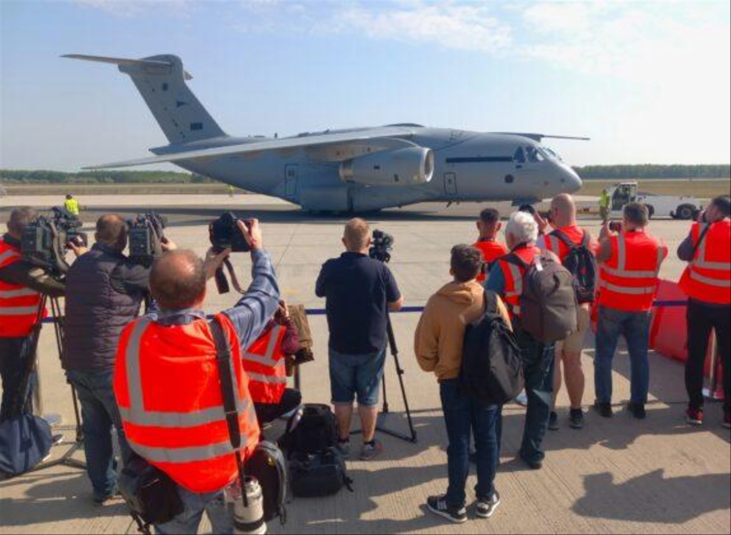 Embraer-KC-390-19-574x420.jpg