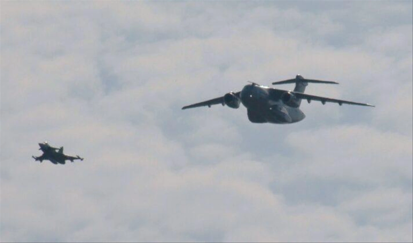 Embraer-KC-390-3-712x420.jpg
