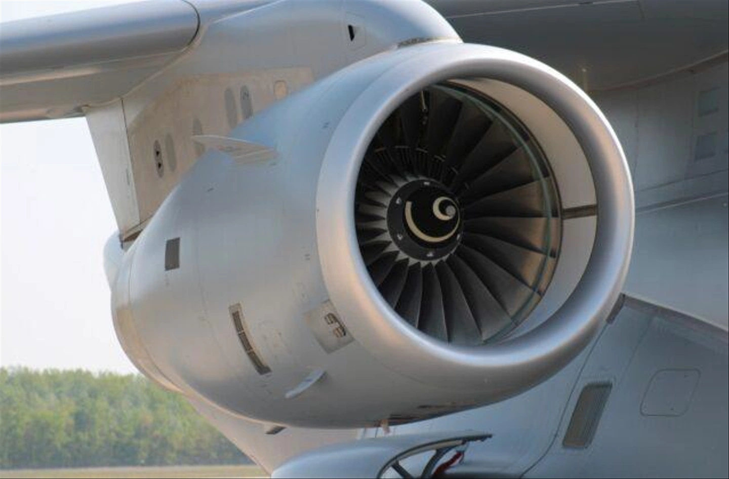 Embraer-KC-390-30-639x420.jpg
