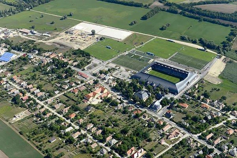 Felcsut_legi_foto.jpg