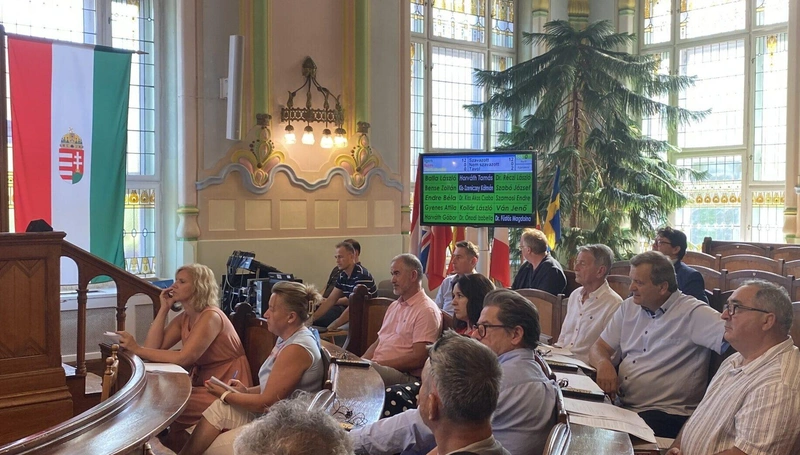 Szavazás Csányi József végkielégítéséről / Fotó: KecsUP Hírek