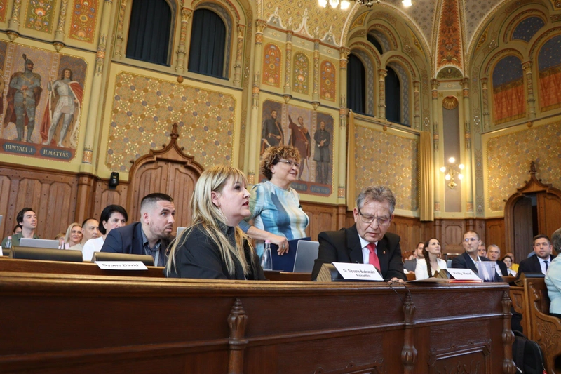 Kopping Rita, Király József, Siposné Bodrozsán Alexandra, Gyuris Dávid – kecskeméti közgyűlés, 2026. május 14. / Fotó: Bálint Levente / KecsUP Hírek
