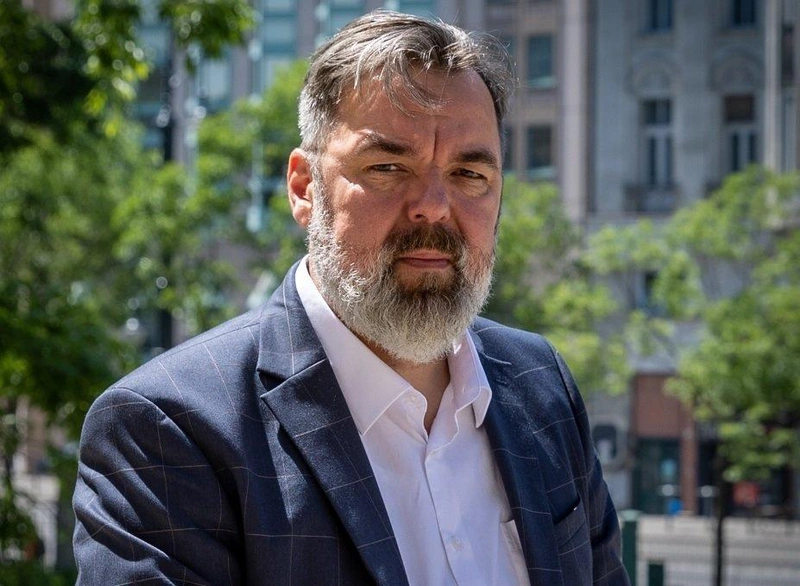 L.Simon-Laszlo.jpg