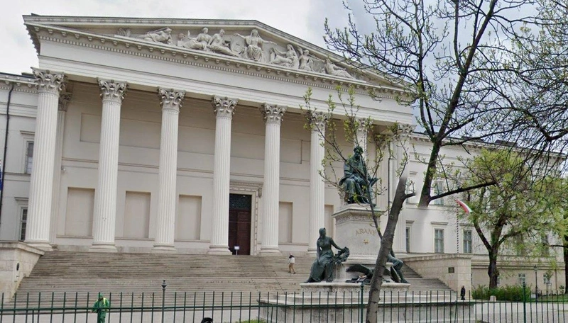 Nemzeti-Muzeum.jpg