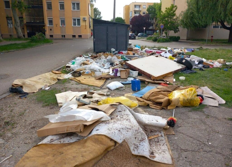 A Magyar utcai „kupac” / fotó: Hraskó István, KecsUP Hírek