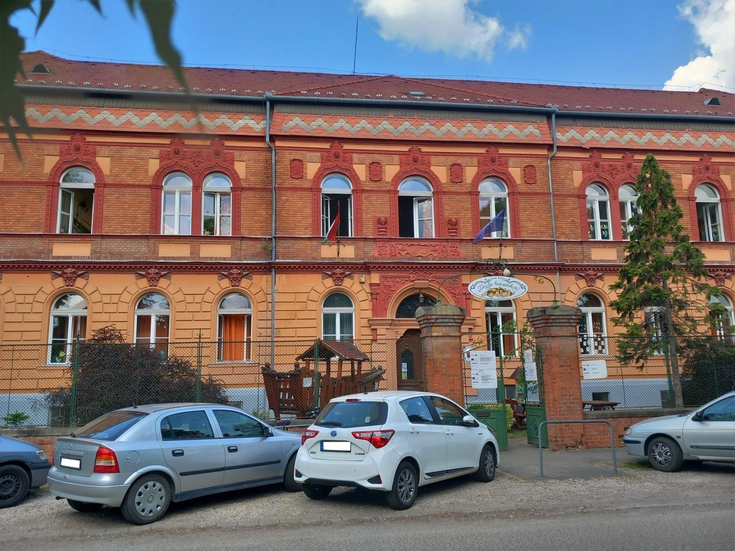 Szent-Imre-Katolikus-Iskola_2023-majus.jpg