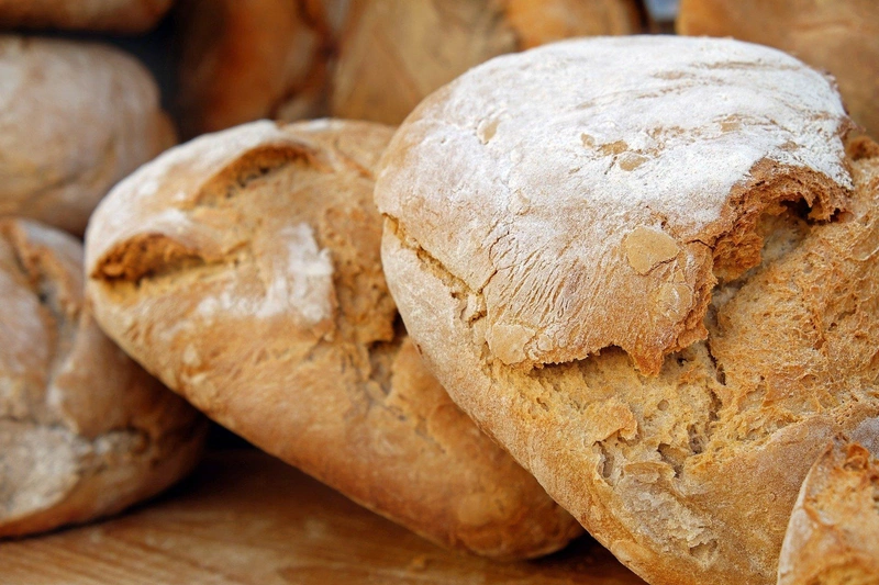 bread-2193537_1920.jpg