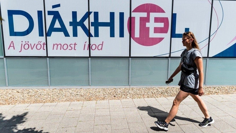 diakhitel.jpg