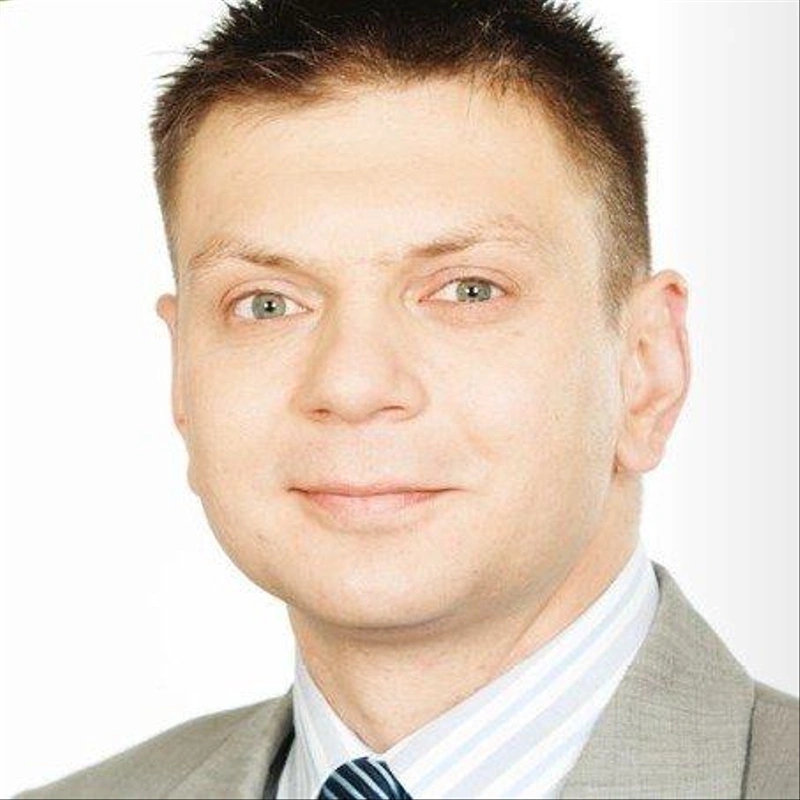 dr.-toth-szilard.jpg