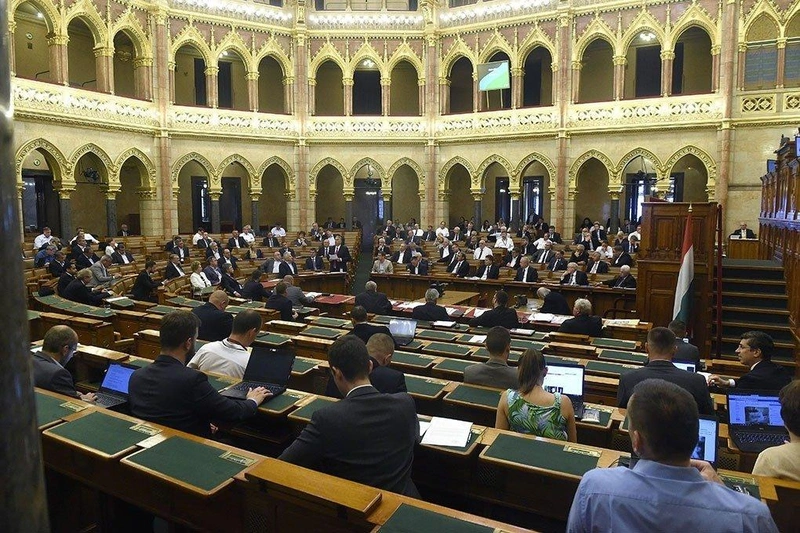 ellenzeki-partok-valasztas-2022-kozos-jeloltek-mti-foto.jpg