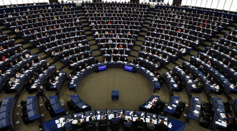 eu-parlament.jpg