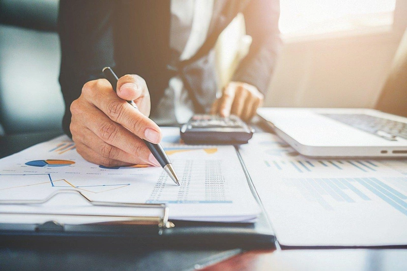 finance-7529921_1280.jpg