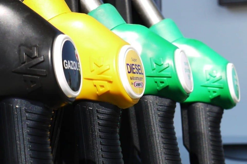 gasoline-175122_960_720.jpg