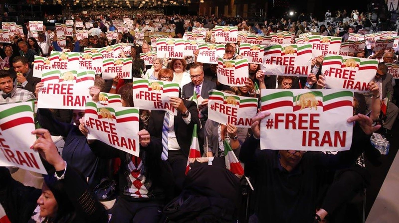 iran621655201_10234059143086231_4873562268621357474_n.jpg