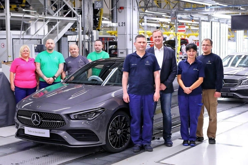 mercedes_benz_cla_coupe_Sfme.jpg