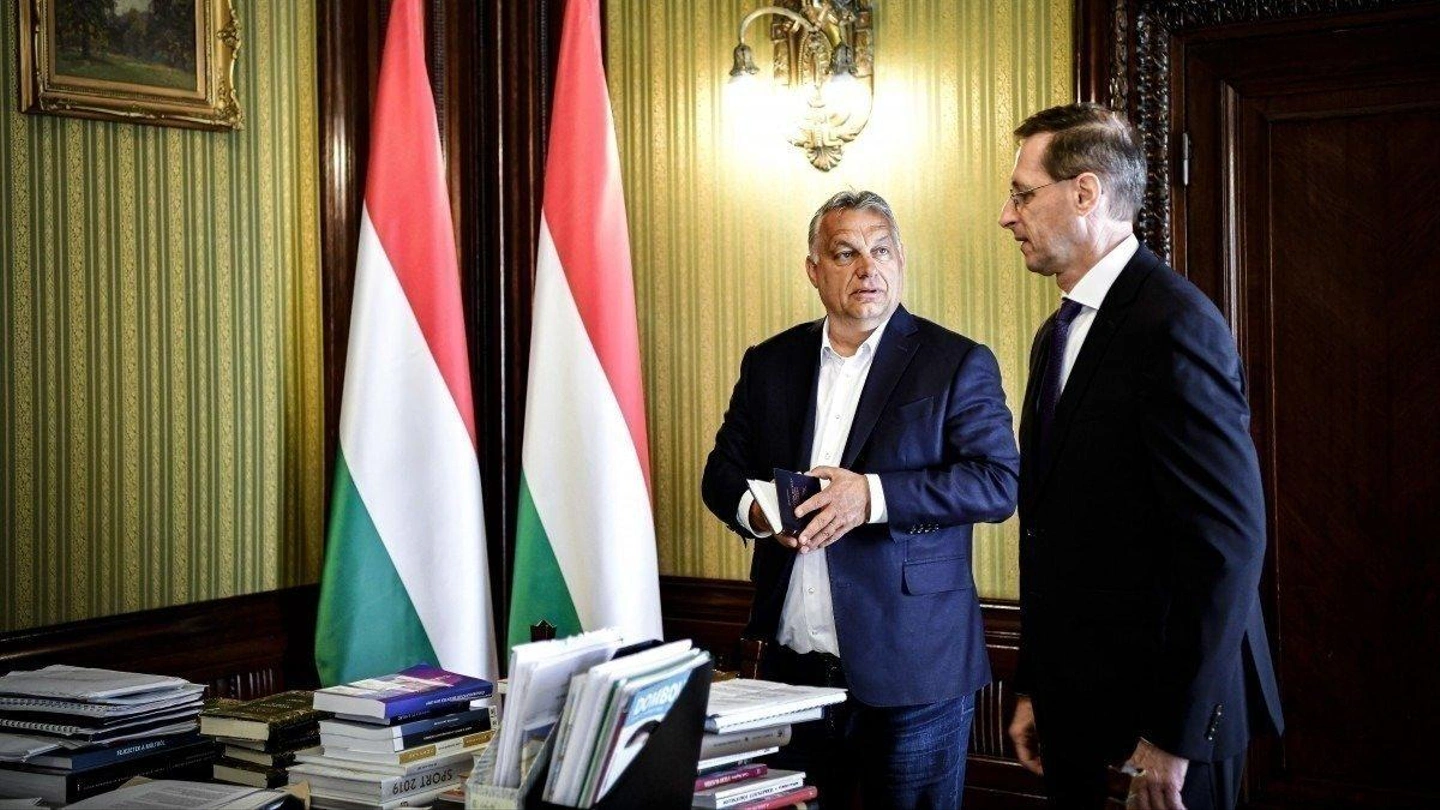orban16.jpg