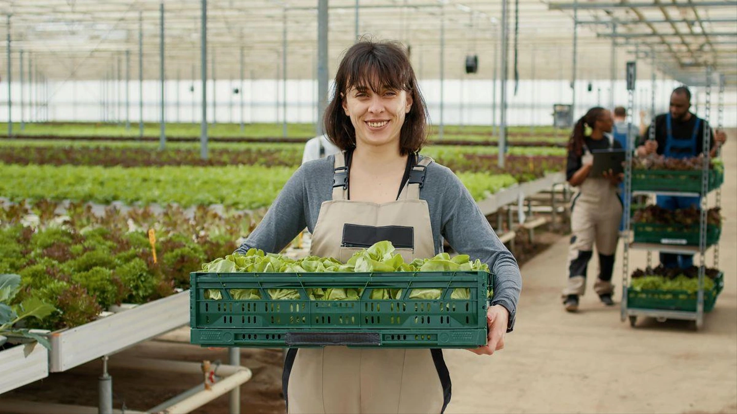 portrait-of-caucasian-worker-in-greenhouse-holding-2025-02-17-16-35-25-utc-1.jpg