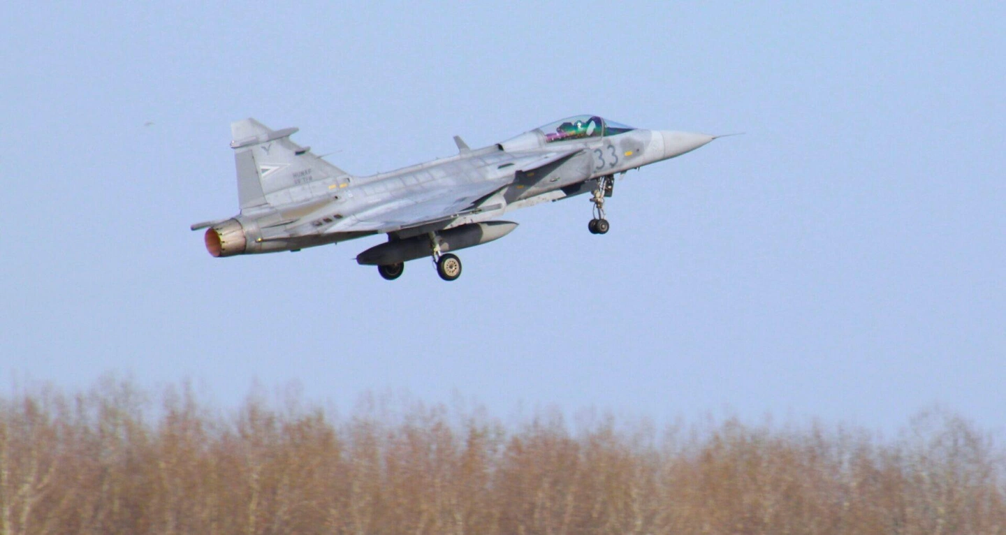 repulobazis-gripen--scaled-1920x1021.jpg