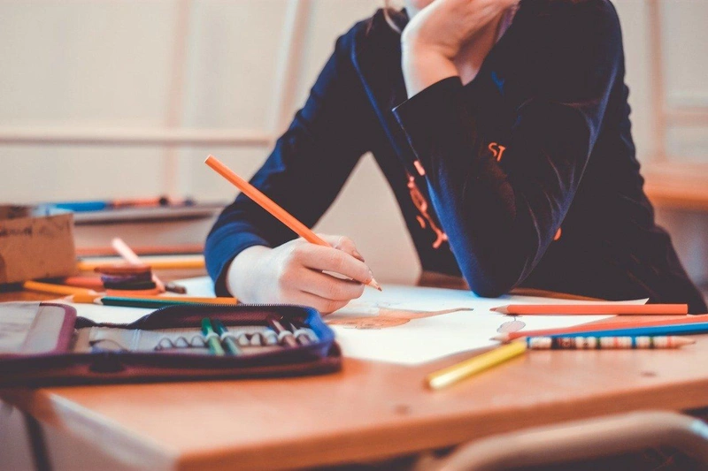 school-1974369_1280.jpg