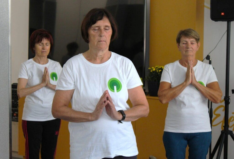 szenior-joga-11-1024x698.jpg