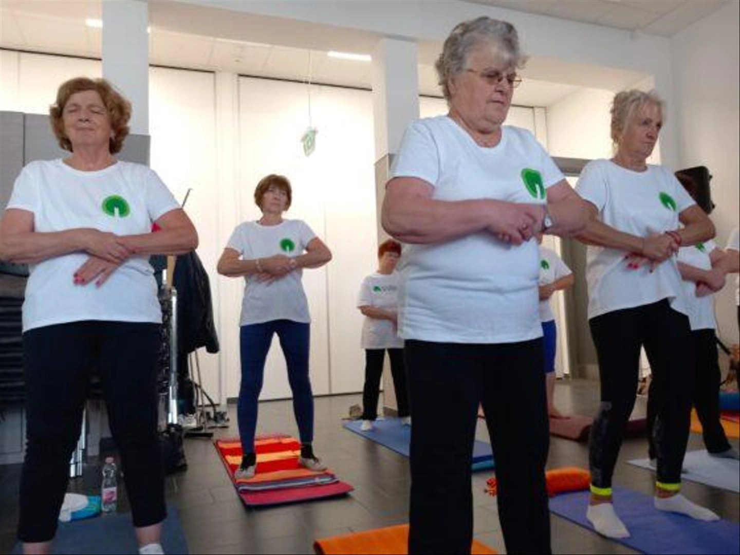 szenior-joga-5-560x420.jpg
