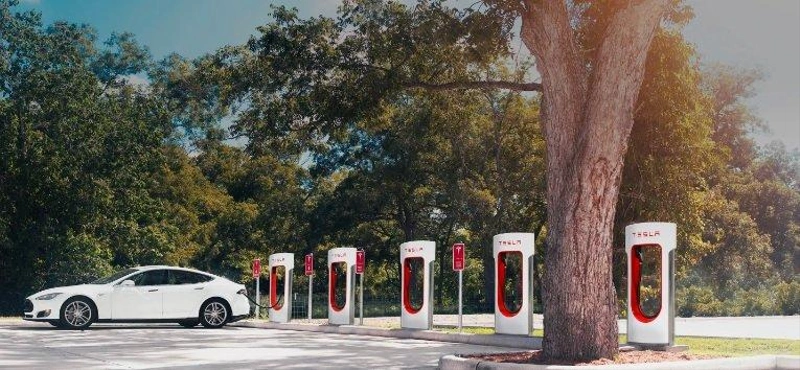 tesla.jpg