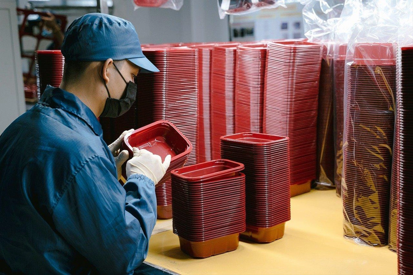 worker-6322043_1280.jpg
