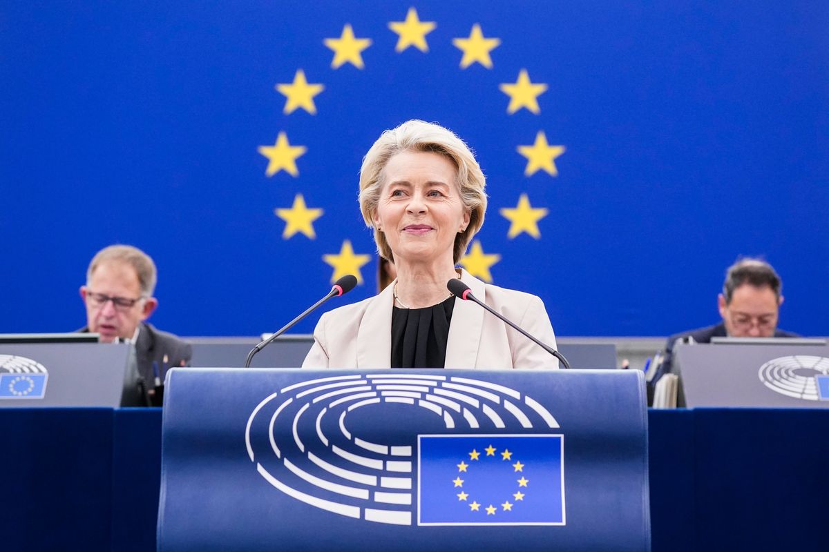 Ursula Von der Leyen bemutatja az új bizottságot és a biztosokat.